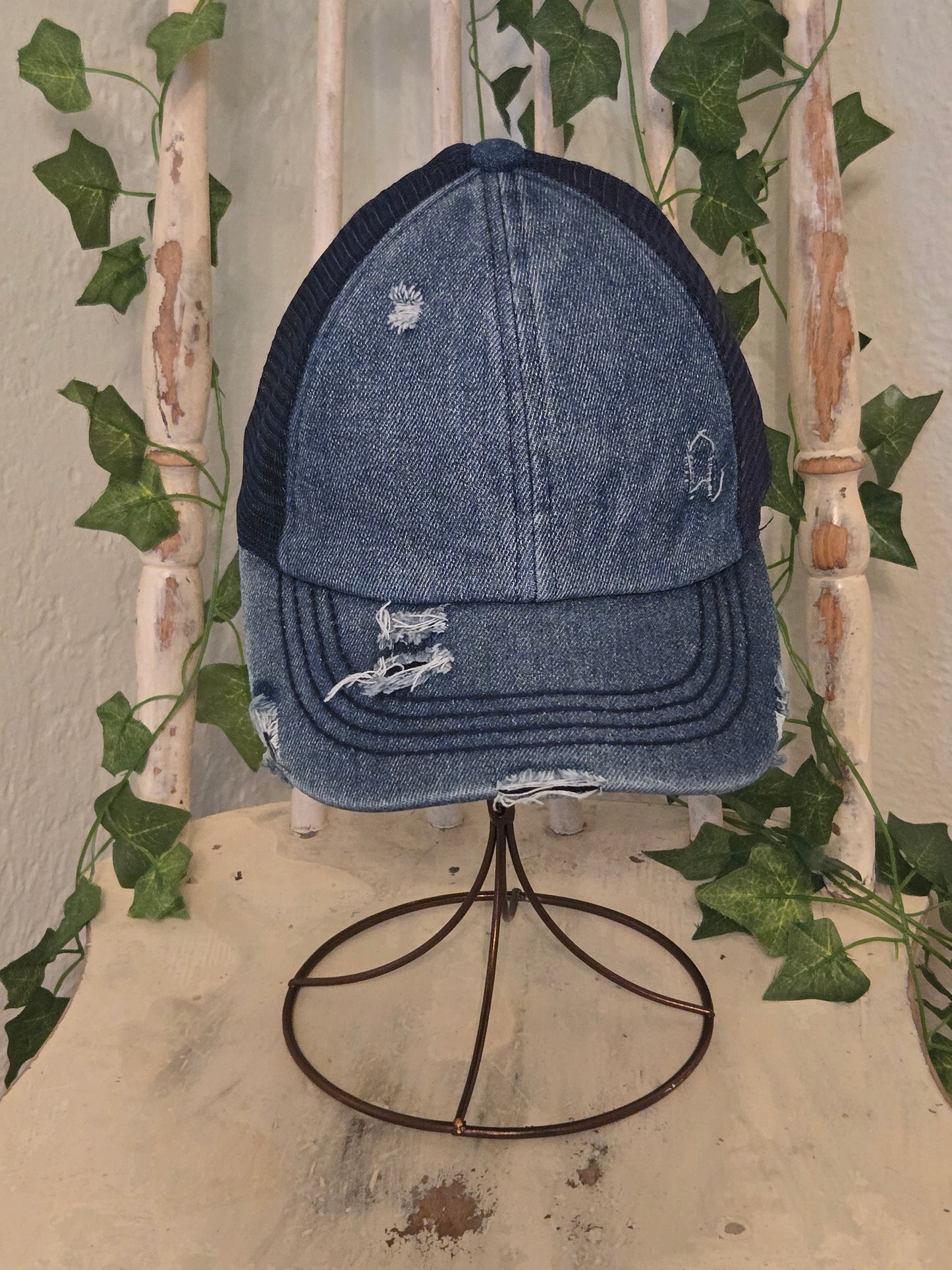 Criss Cross Ponycap