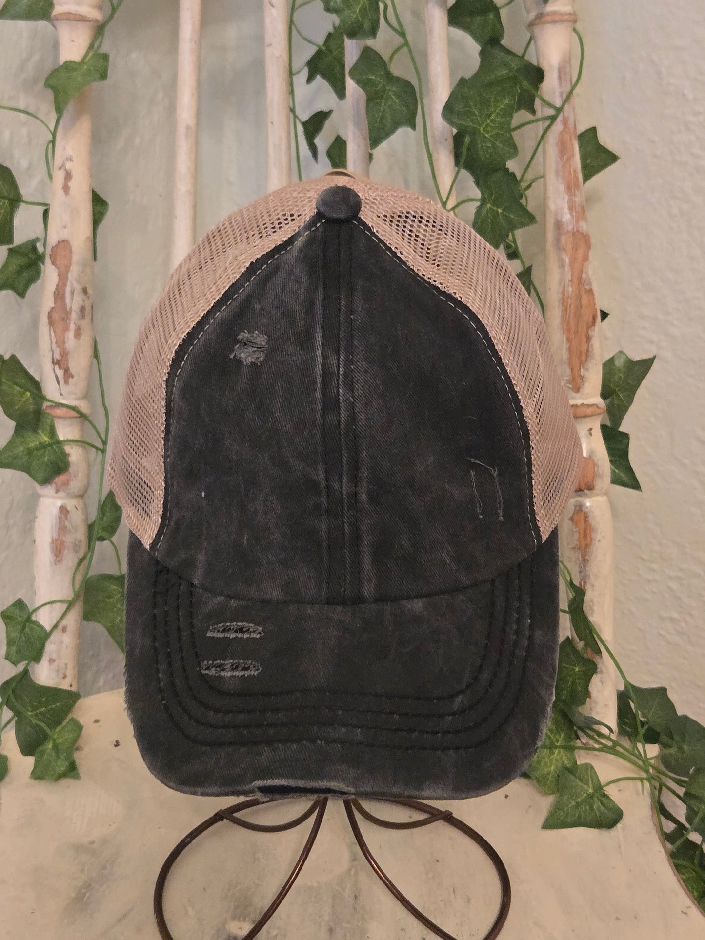 Criss Cross Ponycap