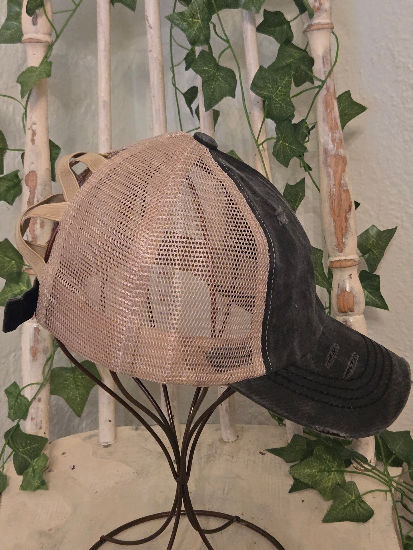 Criss Cross Ponycap