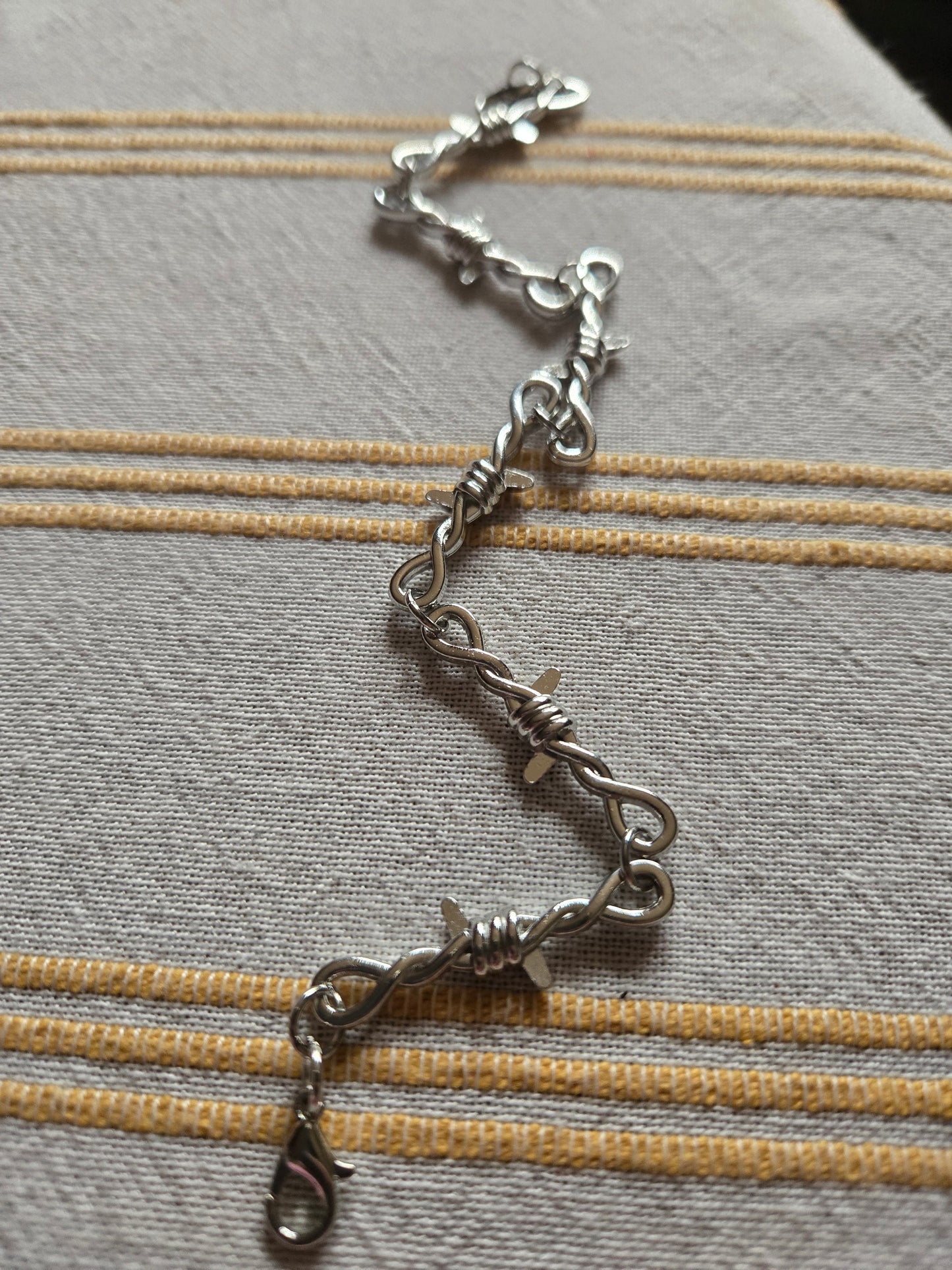 Small Hat Chains