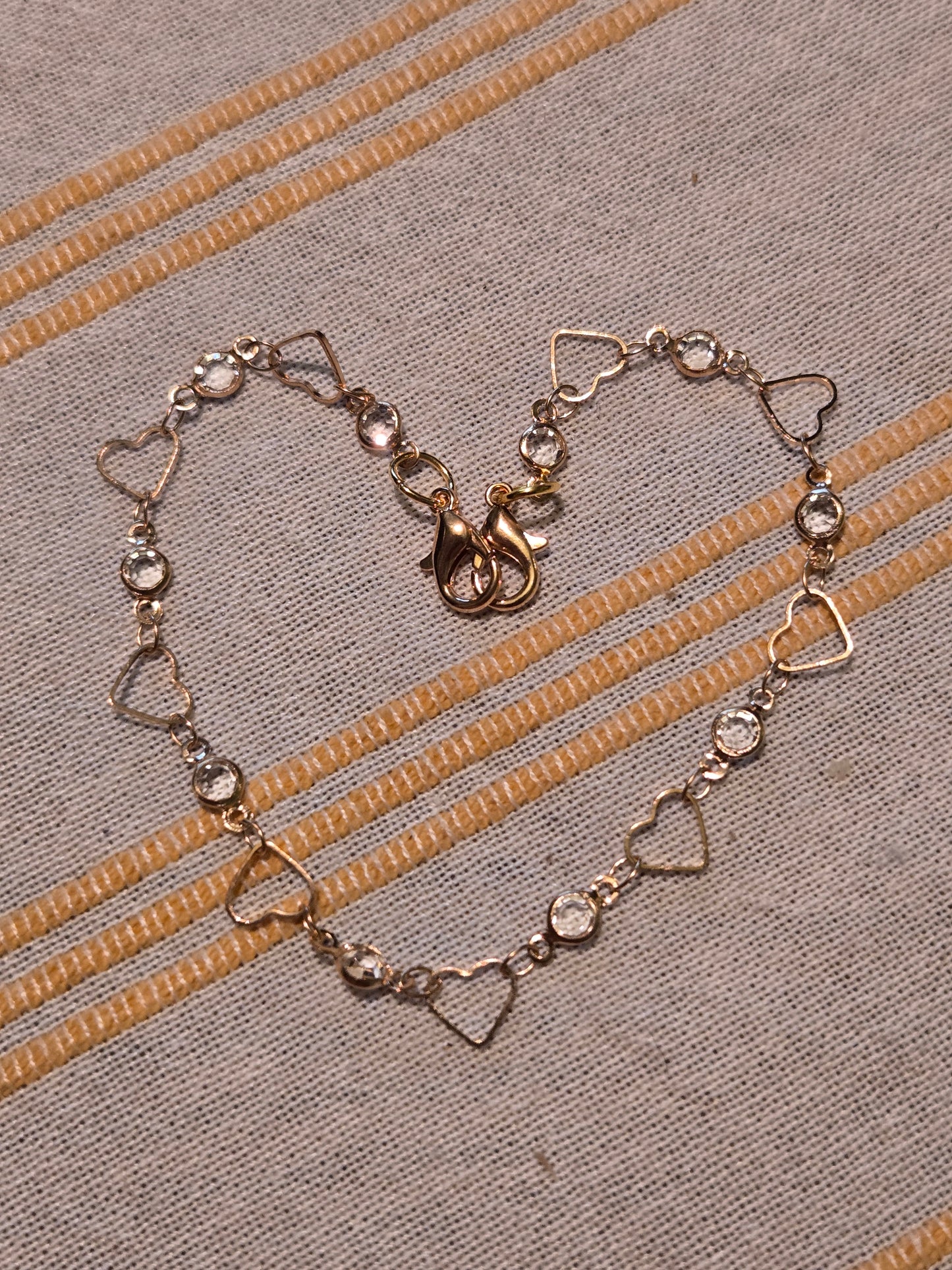 Small Hat Chains